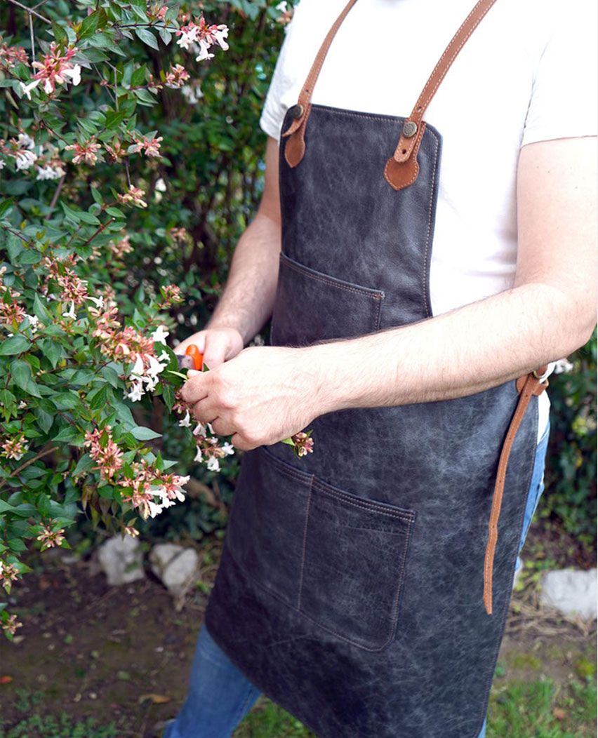Gardening Leather Apron wit Strap